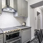 Oldtown City Center Apartment
